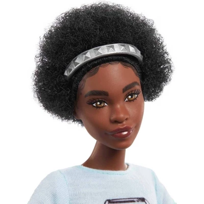 Barbie "Brooklyn" Roberts - Lyla + Pet 1 Barbie "Brooklyn" Roberts - Lyla + Pet
