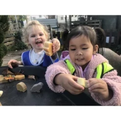 Yellow Door Little Lands – Pets, Set Of 8 Stone Figures -Barbie Store GUEST 2bbef5af b441 4556 8fea c548d8d7d686