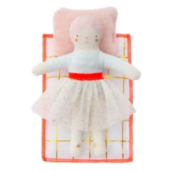 Meri-Meri Meri Meri Matilda Mini Suitcase Doll (Pack Of 1) -Barbie Store GUEST 48a8ed26 fc36 421c a727 4fc67cfca82e