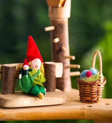 HearthSong Tree Blocks 34-Piece Tree Fort Kit, Includes Platforms, Staircase, Bridges, And More 7 HearthSong Tree Blocks 34-Piece Tree Fort Kit, Includes Platforms, Staircase, Bridges, And More - Image 7