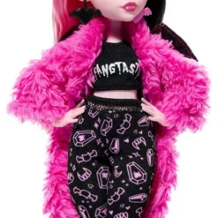 Monster High Creepover Party - Draculaura Doll 7 Monster High Creepover Party - Draculaura Doll -Barbie Store GUEST 6333e41e 90fd 4da3 9f54 c1417f2a6339