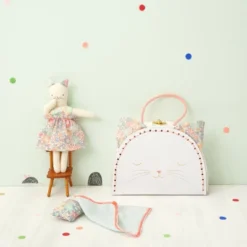 Meri-Meri Meri Meri Floral Kitty Mini Suitcase Doll (Pack Of 1) -Barbie Store GUEST 755eb783 cf3f 42b9 91a9 267d33564b8f
