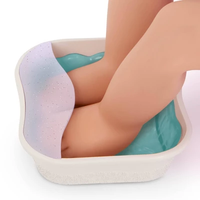 Our Generation Serafina Posable 18" Spa Doll & Storybook Set 2 Our Generation Serafina Posable 18" Spa Doll & Storybook Set - Image 2