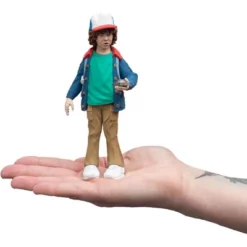WETA Workshop Mini Epics - Stranger Things (Season 1) - Dustin The Pathfinder (Limited Edition) 9 WETA Workshop Mini Epics - Stranger Things (Season 1) - Dustin The Pathfinder (Limited Edition) -Barbie Store GUEST 96e013bc 58bd 4d9a 862b a1dee528e443