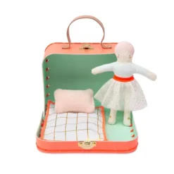 Meri-Meri Meri Meri Matilda Mini Suitcase Doll (Pack Of 1) -Barbie Store GUEST a323643a a0ff 45e7 b6dd 39567c91cdce