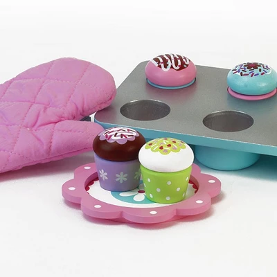 Sophia’s 9 Piece Wooden Cupcake Set, Multicolor 4 Sophia’s 9 Piece Wooden Cupcake Set, Multicolor - Image 4
