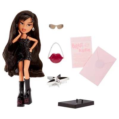 Bratz X Kylie Jenner Day Fashion Doll With Accessories And Poster 1 Bratz X Kylie Jenner Day Fashion Doll With Accessories And Poster