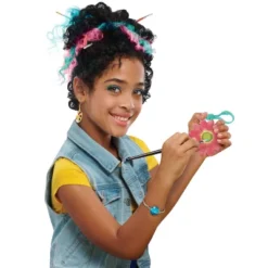 Art Squad Vannah Doll -Barbie Store GUEST df73ddce 1ce6 406c 9c60 3cece2c70518