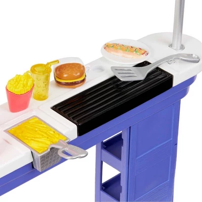 Barbie Beach Boardwalk Playset With Barbie Brooklyn & Malibu Dolls, 2 Stands & 30+ Accessories 5 Barbie Beach Boardwalk Playset With Barbie Brooklyn & Malibu Dolls, 2 Stands & 30+ Accessories - Image 5