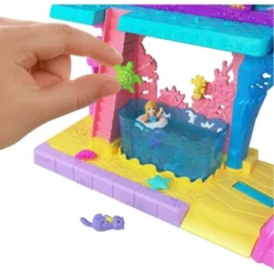 Polly Pocket Pollyville Aquarium Starring Shani Playset With 2 Dolls