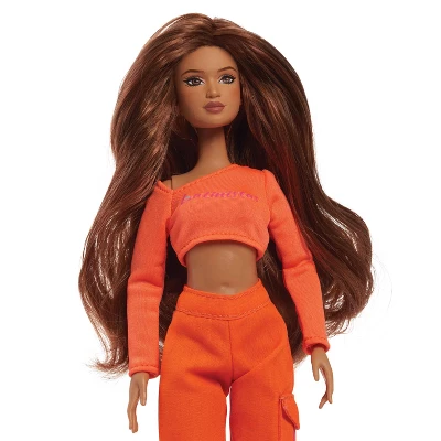 Latinistas Fashion Doll - Julianna 3 Latinistas Fashion Doll - Julianna - Image 3